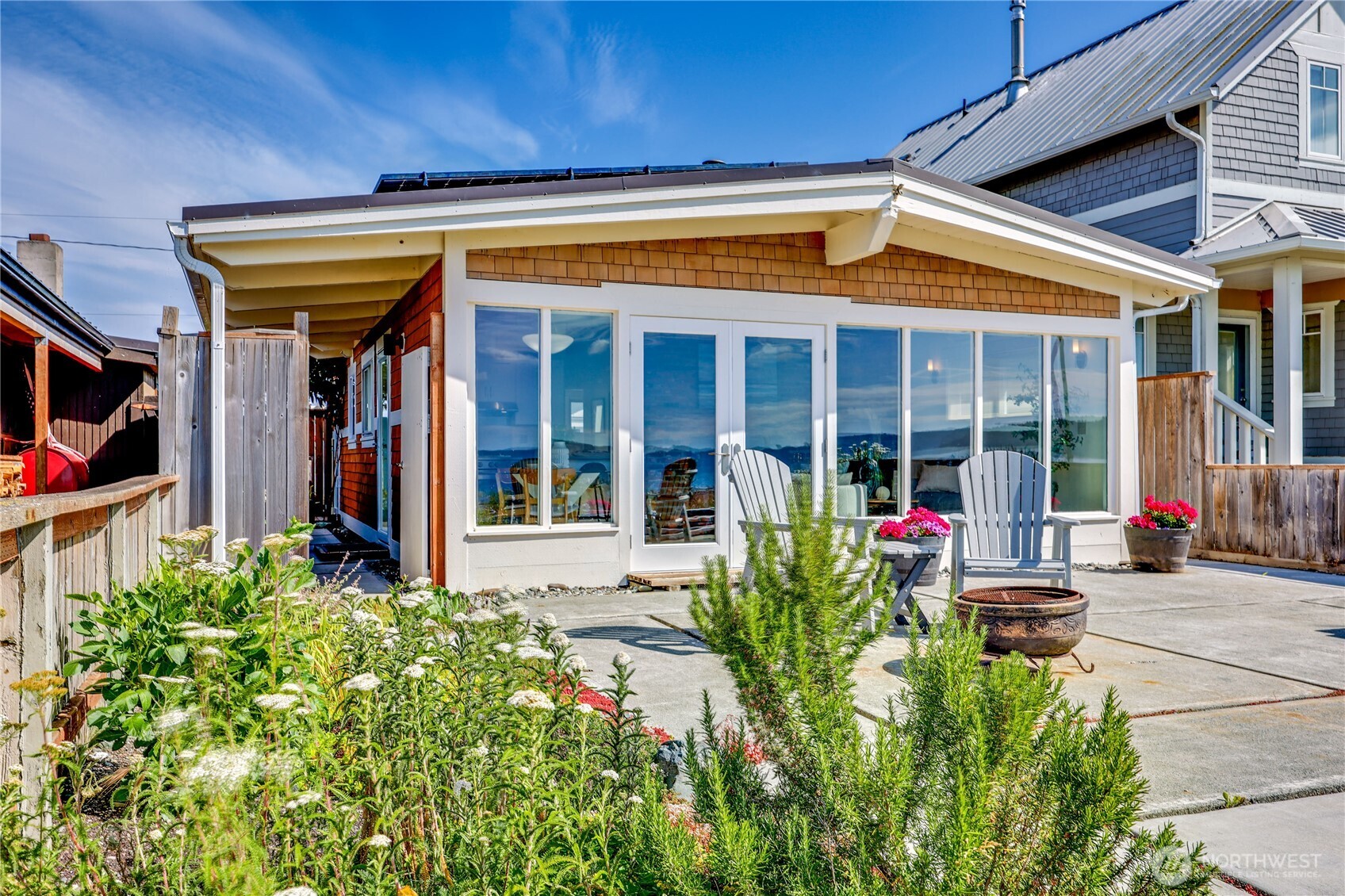 1060 Beckett Point Road Port Townsend, WA 98368 - Photo 4 of 29 Gallery Image 4
