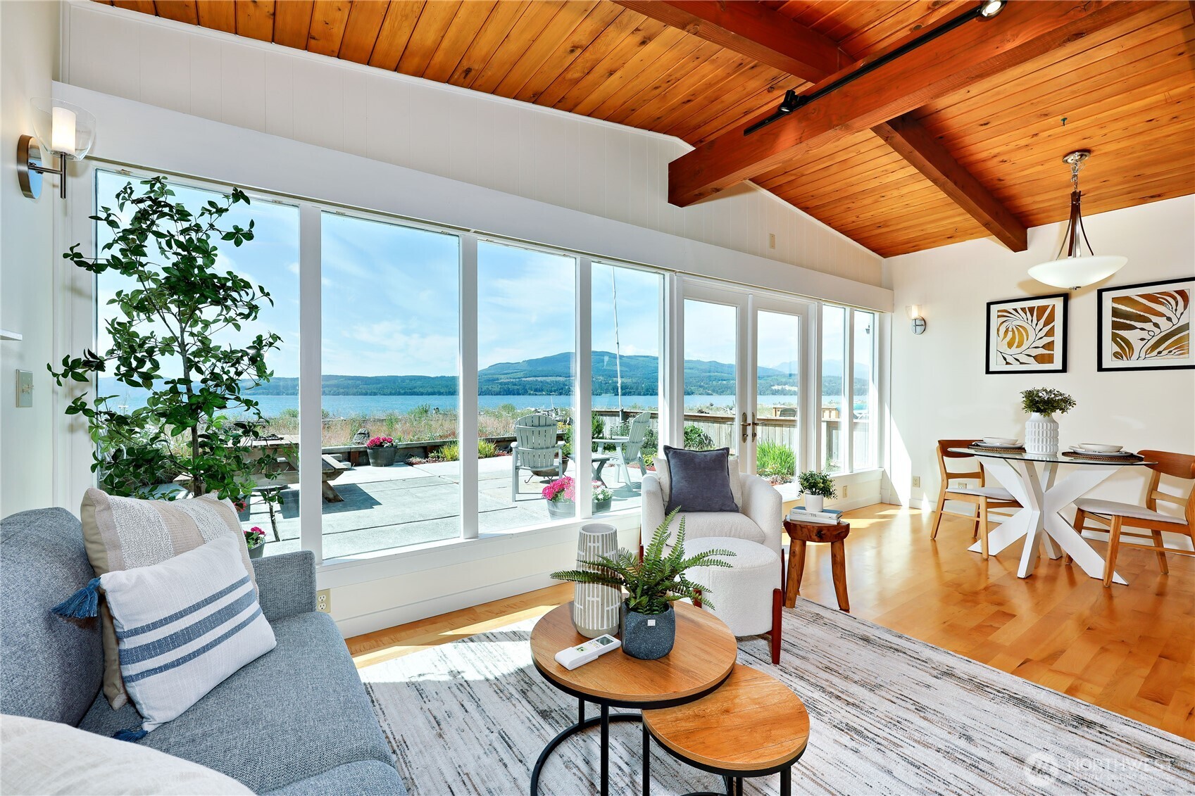 1060 Beckett Point Road Port Townsend, WA 98368 - Photo 7 of 29 Gallery Image 7