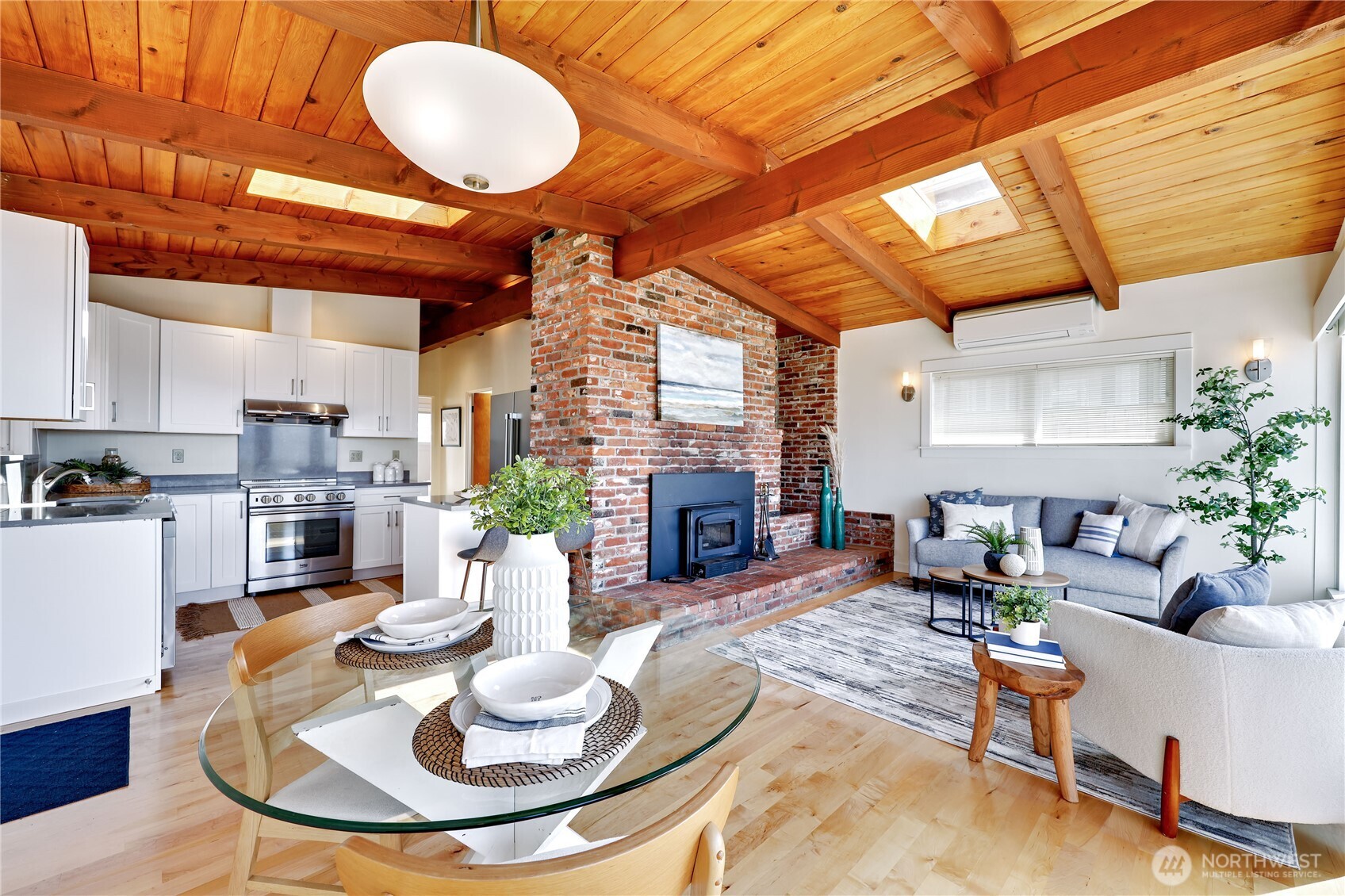 1060 Beckett Point Road Port Townsend, WA 98368 - Photo 10 of 29 Gallery Image 10