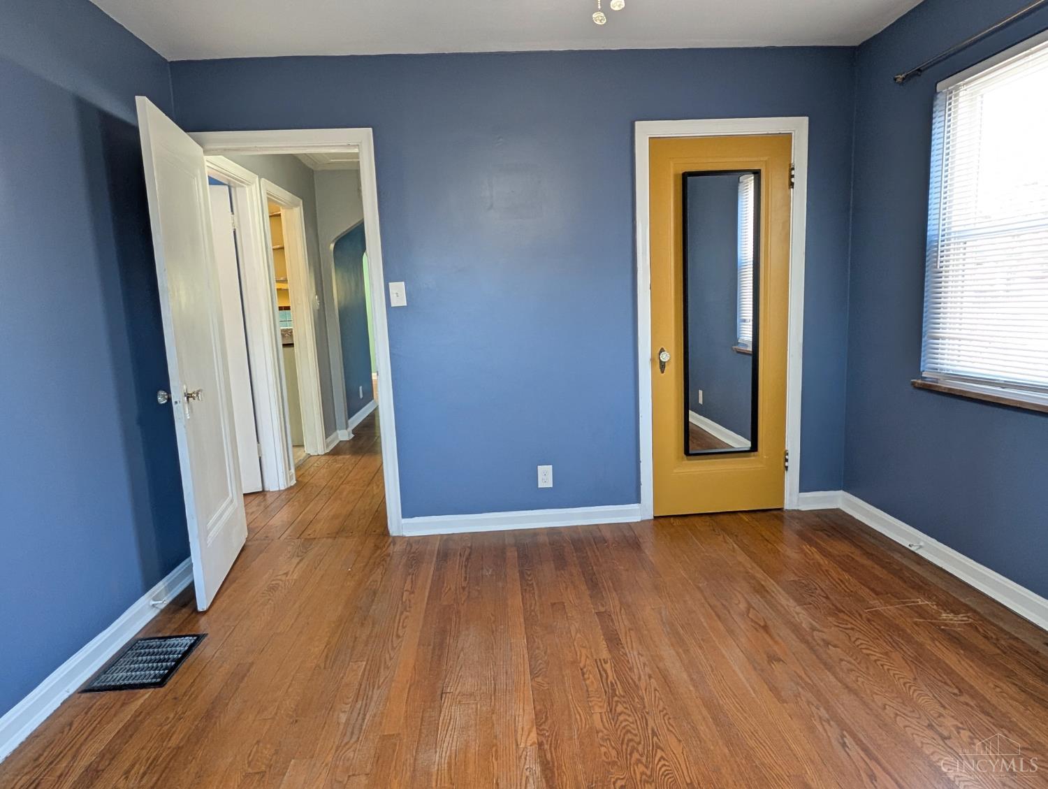 6656 Plainfield Road Silverton, OH 45236 - Photo 28 of 49