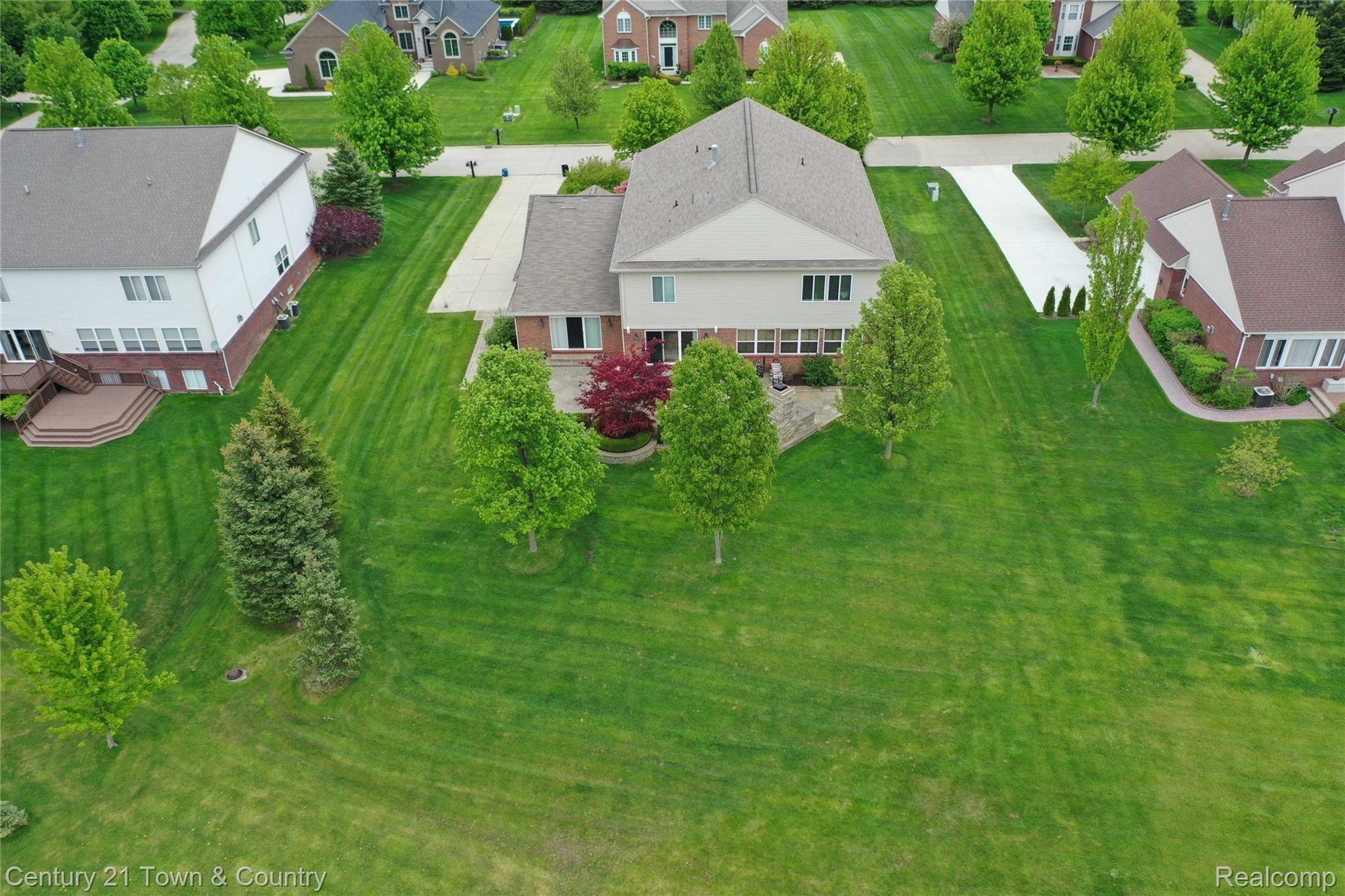 4210 Derry Court Rochester, MI 48306 - Photo 57 of 65 57-Aerial View V.jpg