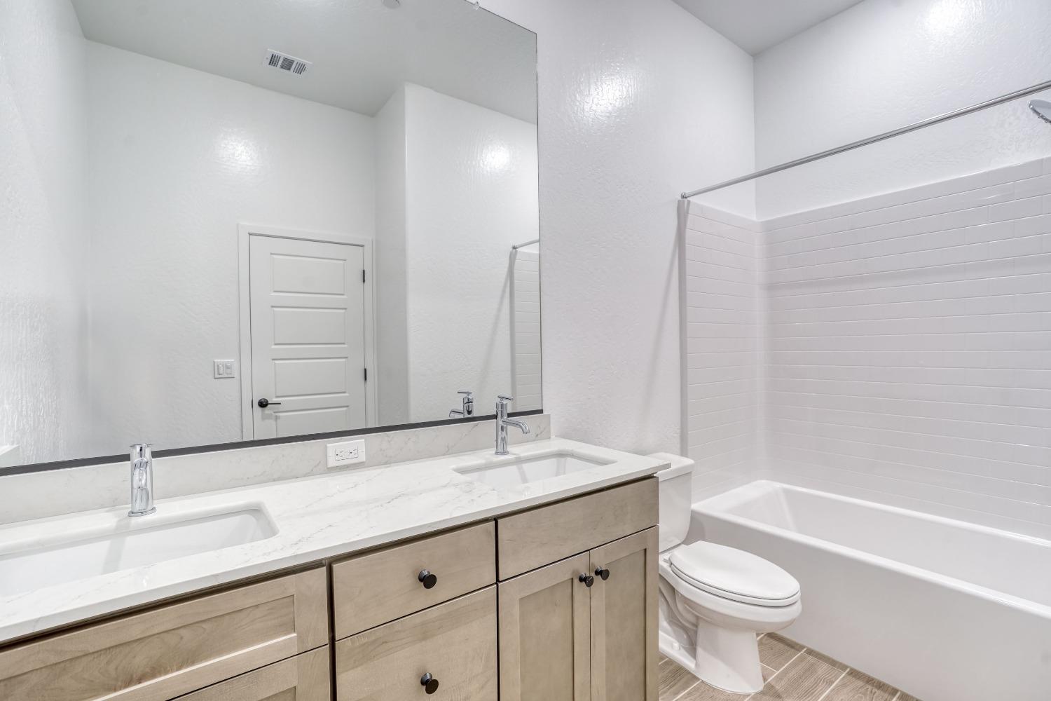 2251 North Duke Avenue Clovis, CA 93619 - Photo 16 of 26