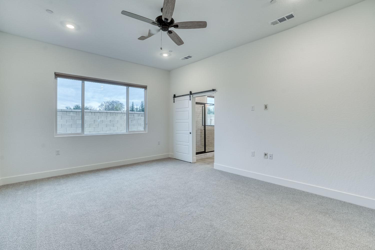 2251 North Duke Avenue Clovis, CA 93619 - Photo 18 of 26