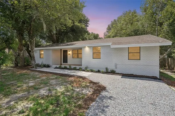 $315,000 | 137 Lucerne Drive, DeBary, FL 32713