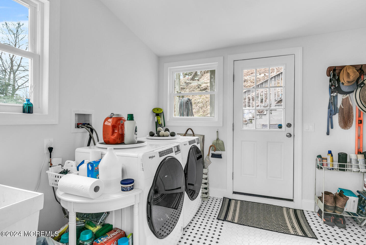 157 Portland Road Highlands, NJ 07732 - Photo 21 of 61 157 Portland Rd Highlands NJ-large-022-0