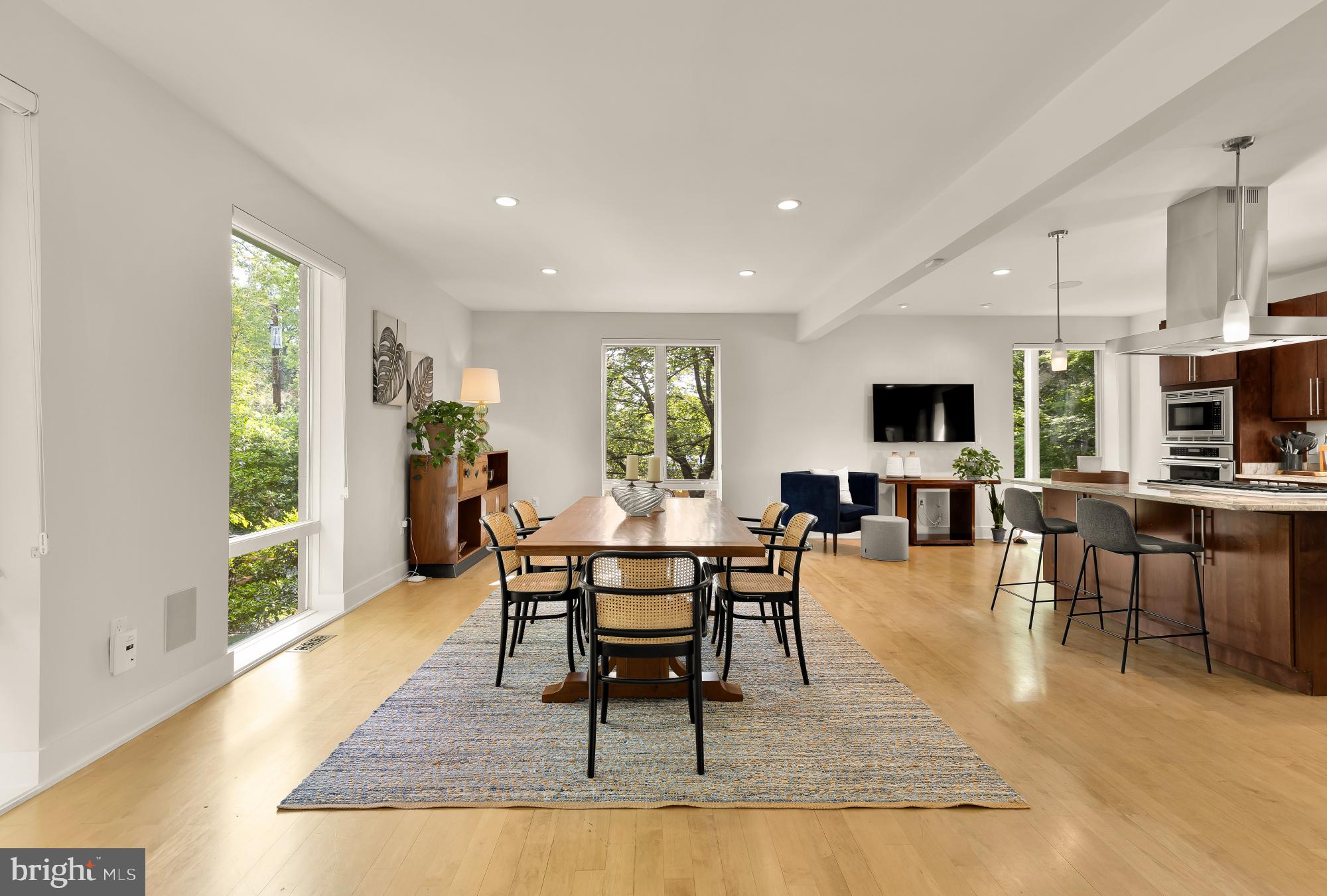 2867 Tilden Street Northwest Washington, DC 20008 - Photo 15 of 94