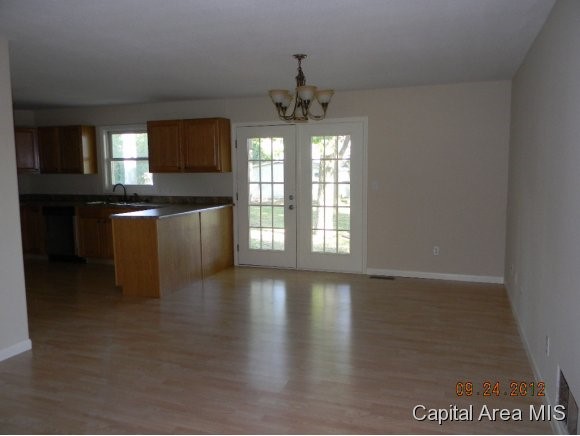 9105 Johns Creek Road Loami, IL 62661 - Photo 8 of 15 Gallery Image 8
