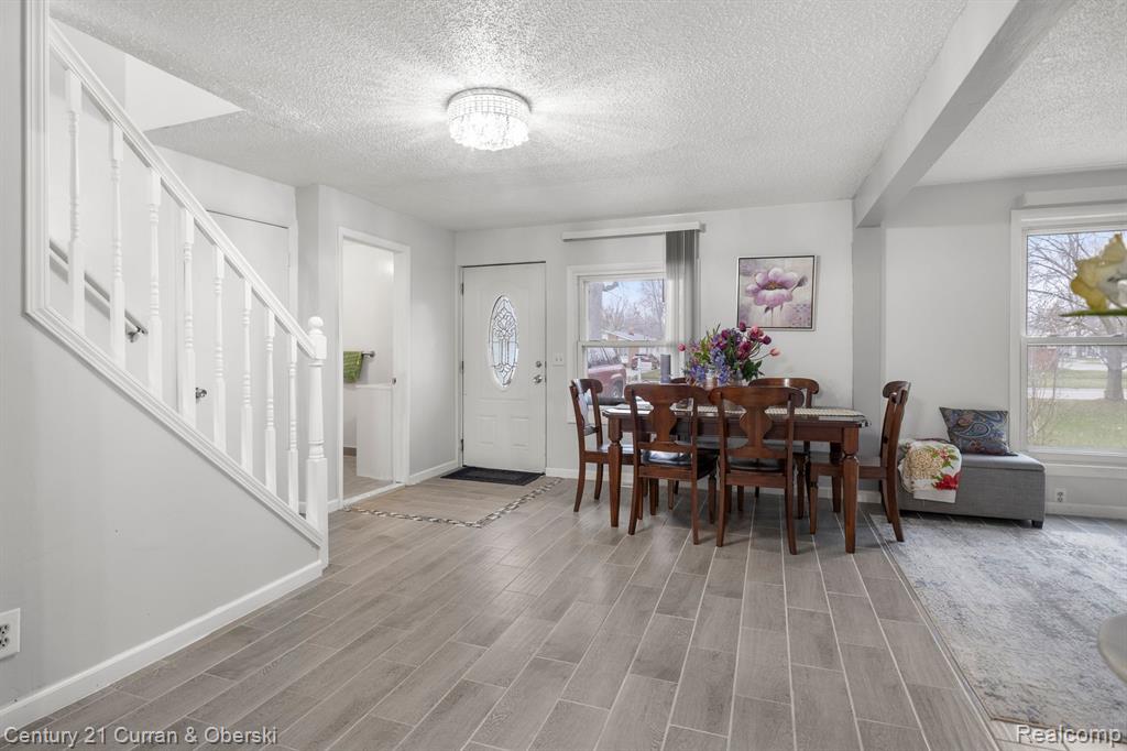 25921 Beverly Road Taylor, MI 48180 - Photo 6 of 53