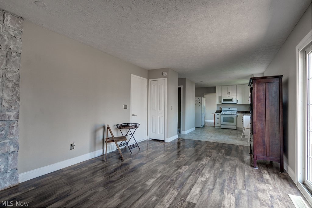 865 Bacon Road Painesville, OH 44077 - Photo 14 of 23 Gallery Image 14