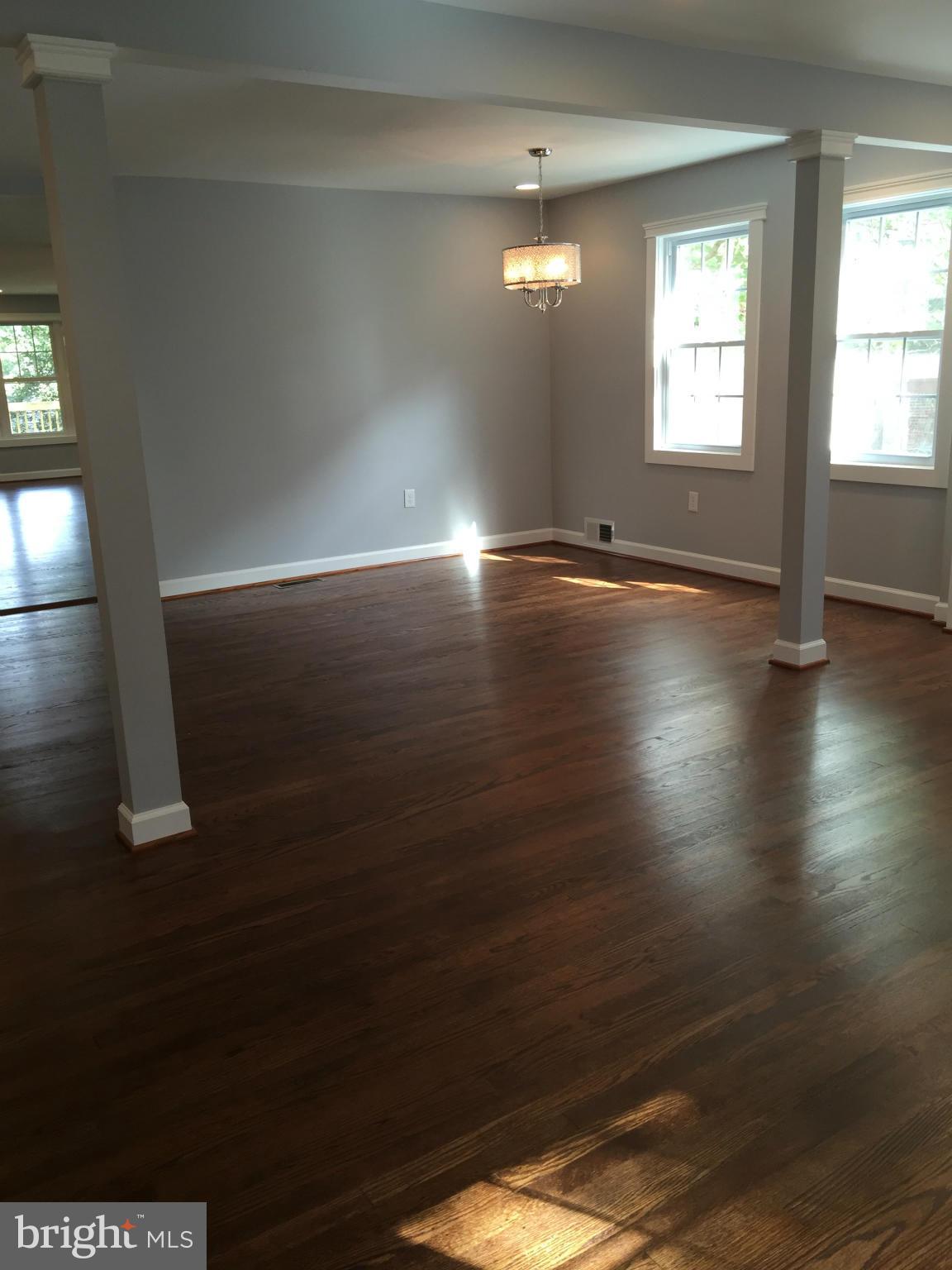 411 Thayer Place Silver Spring, MD 20910 - Photo 4 of 30 Dining Room