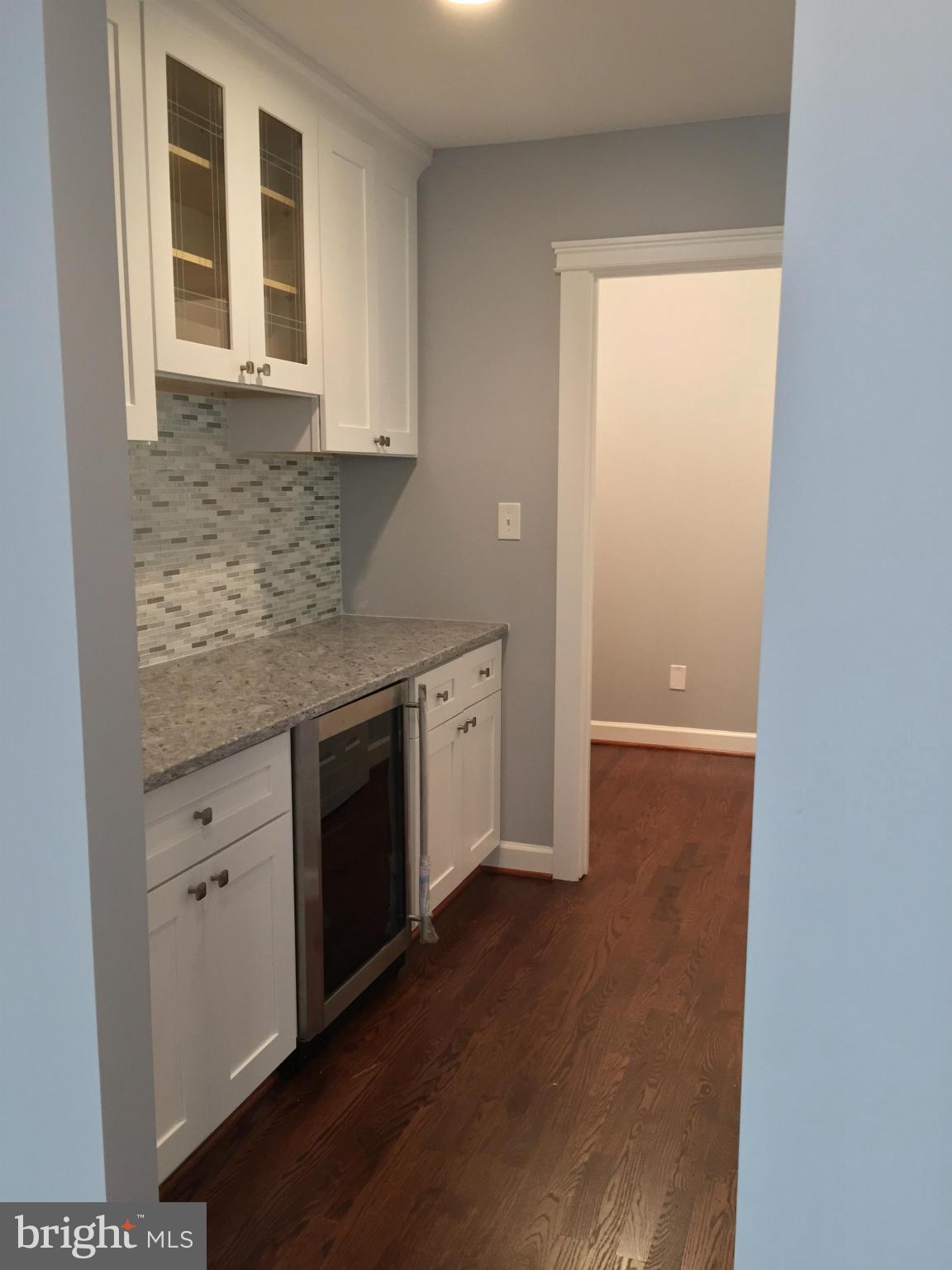 411 Thayer Place Silver Spring, MD 20910 - Photo 7 of 30 Interior (General)