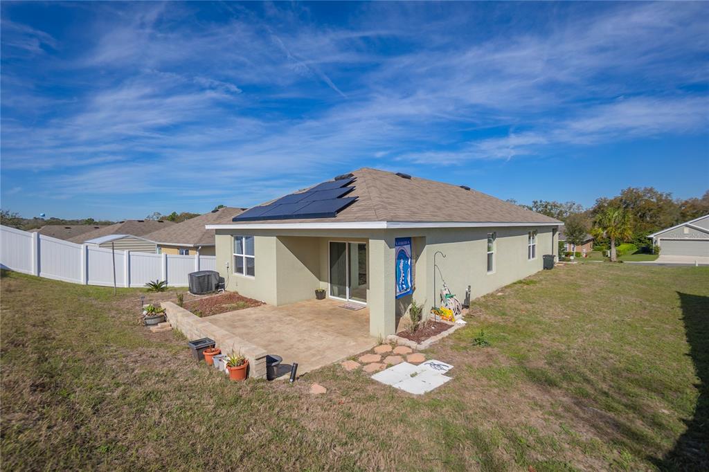 3525 North Burroughs Path Beverly Hills, FL 34465 - Photo 28 of 49 a view of a house with wooden fence