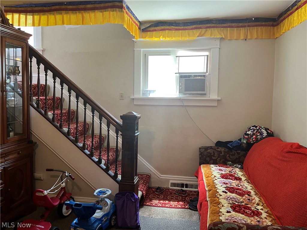 443 Butler Avenue Akron, OH 44310 - Photo 6 of 13 Gallery Image 6