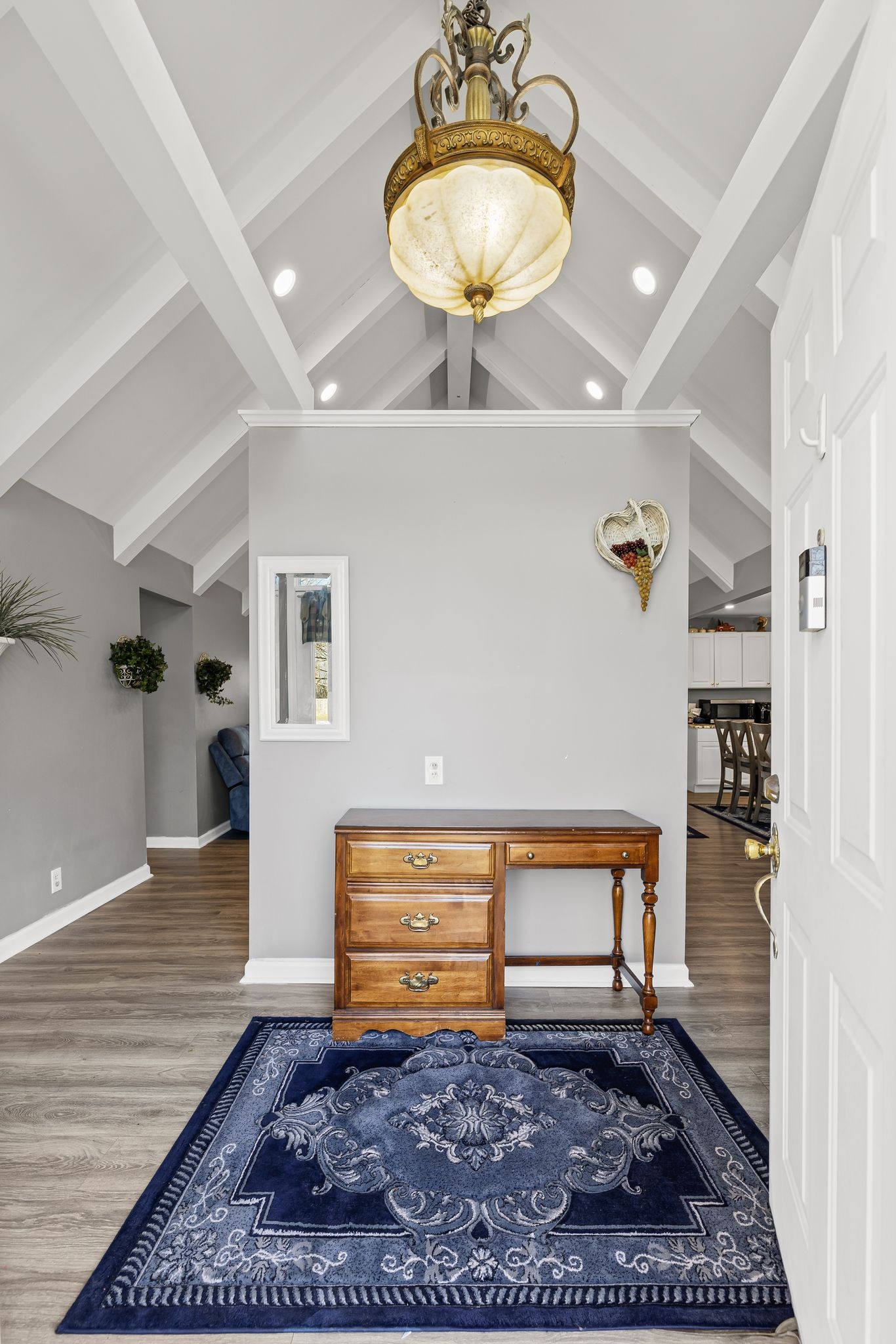 101 Forrest Drive Franklin, TN 37064 - Photo 5 of 40 Gallery Image 5