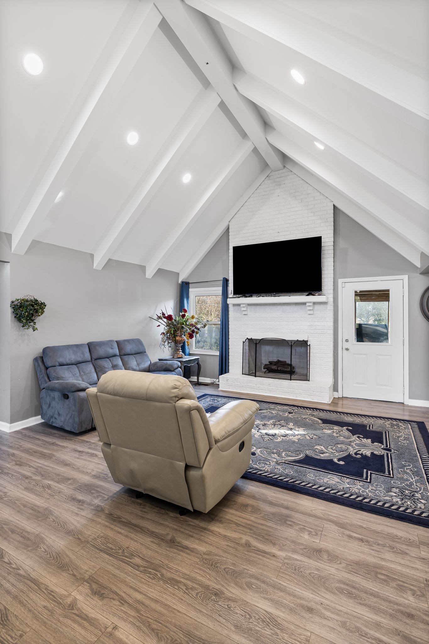 101 Forrest Drive Franklin, TN 37064 - Photo 8 of 40 Gallery Image 8