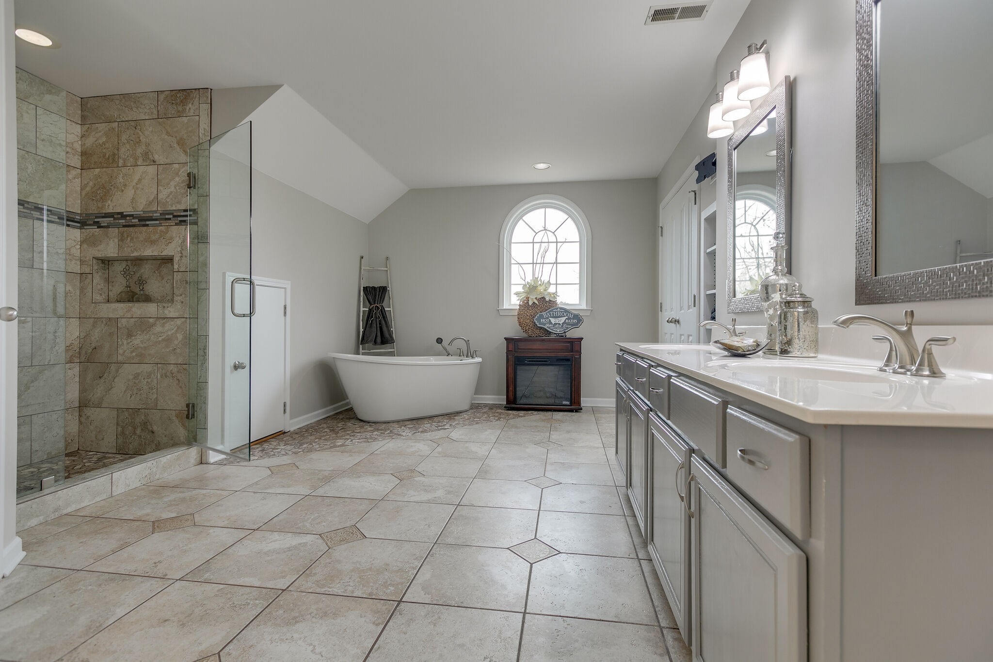 1449 Governors Ridge Franklin, TN 37064 - Photo 17 of 31 Gallery Image 17