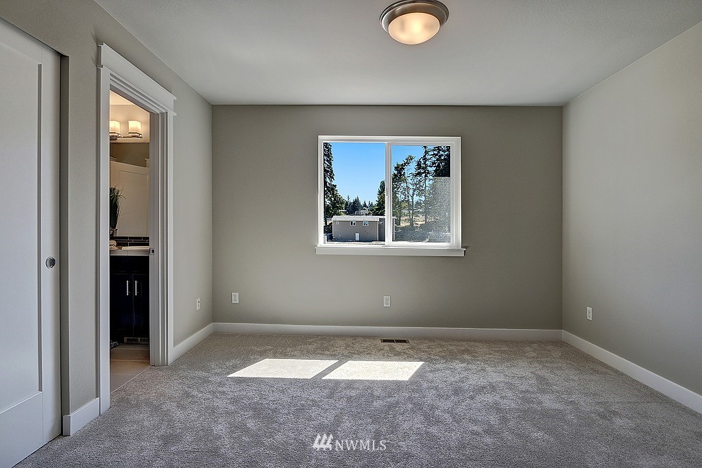23411 26th Avenue Southeast Bothell, WA 98021 - Photo 13 of 17
