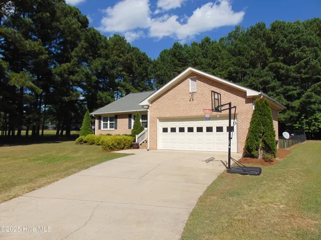 $325,000 | 15 Gina Lee Terrace, Louisburg, NC 27549
