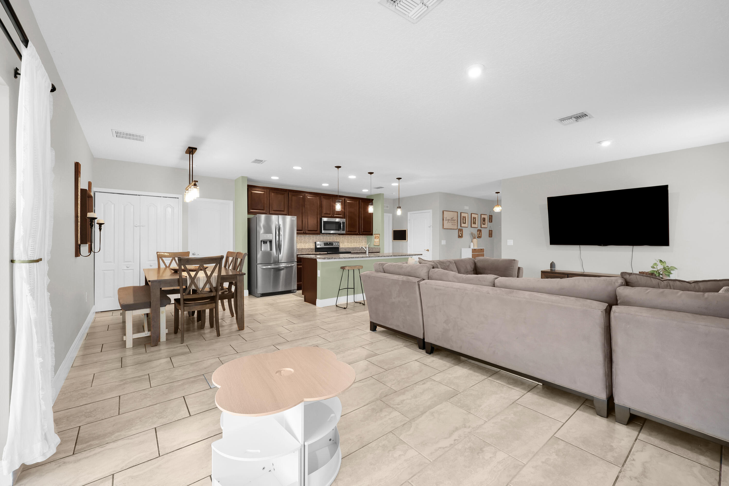 971 Southwest Longfellow Road Port St. Lucie, FL 34953 - Photo 14 of 38 8P3A7642