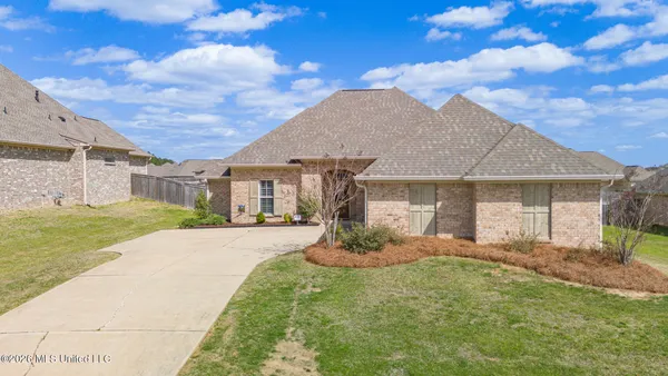 $309,900 | 518 Carrington Drive, Brandon, MS 39042