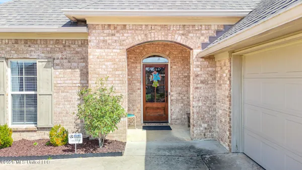 $299,900 | 518 Carrington Drive, Brandon, MS 39042