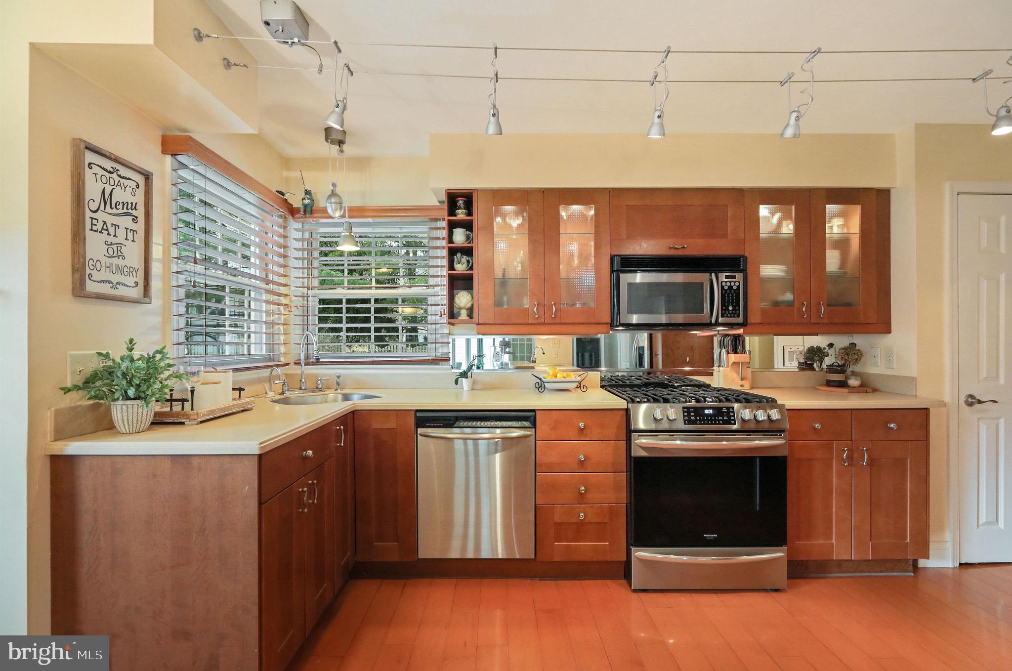 4 Windsor Lane Mount Laurel, NJ 08054 - Photo 12 of 32