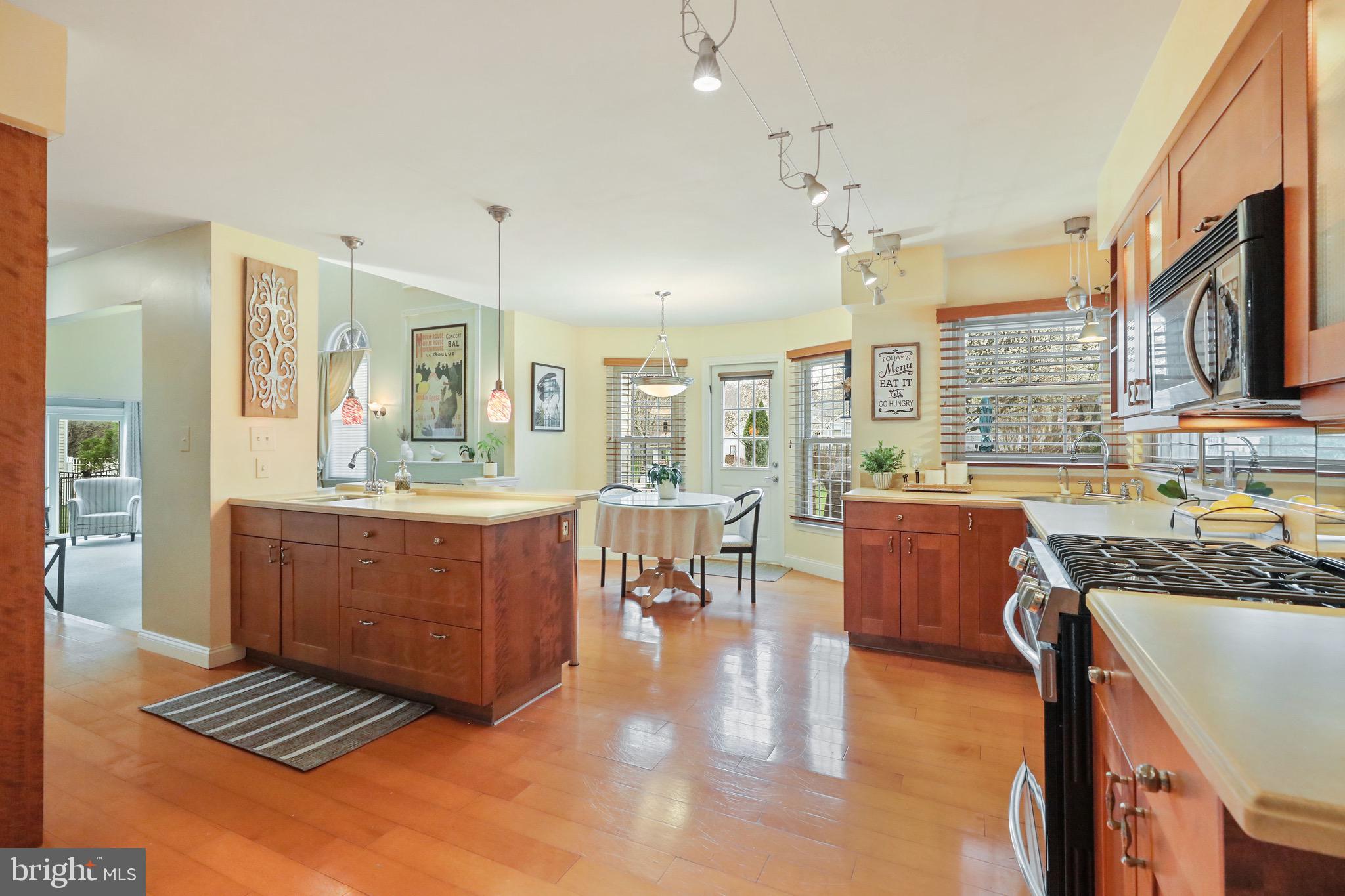 4 Windsor Lane Mount Laurel, NJ 08054 - Photo 13 of 32