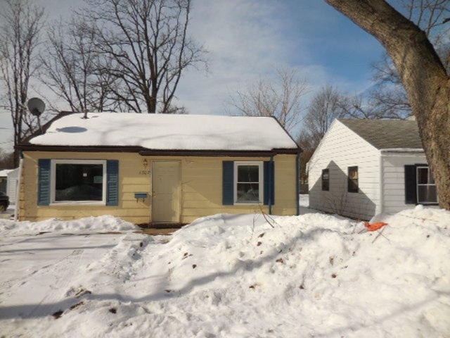 1307 Wayside Road Kalamazoo, MI 49048 - Photo 1 of 16 263-312745-Front
