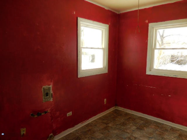 1307 Wayside Road Kalamazoo, MI 49048 - Photo 3 of 16 263-312745-Kitchen1