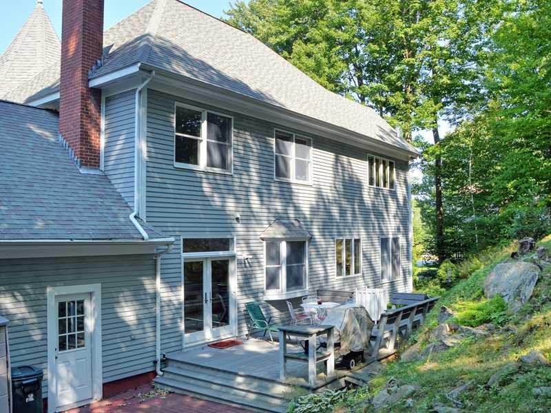 8 Littlejohn Road Cape Elizabeth, ME 04107 - Photo 7 of 26 Exterior Back.