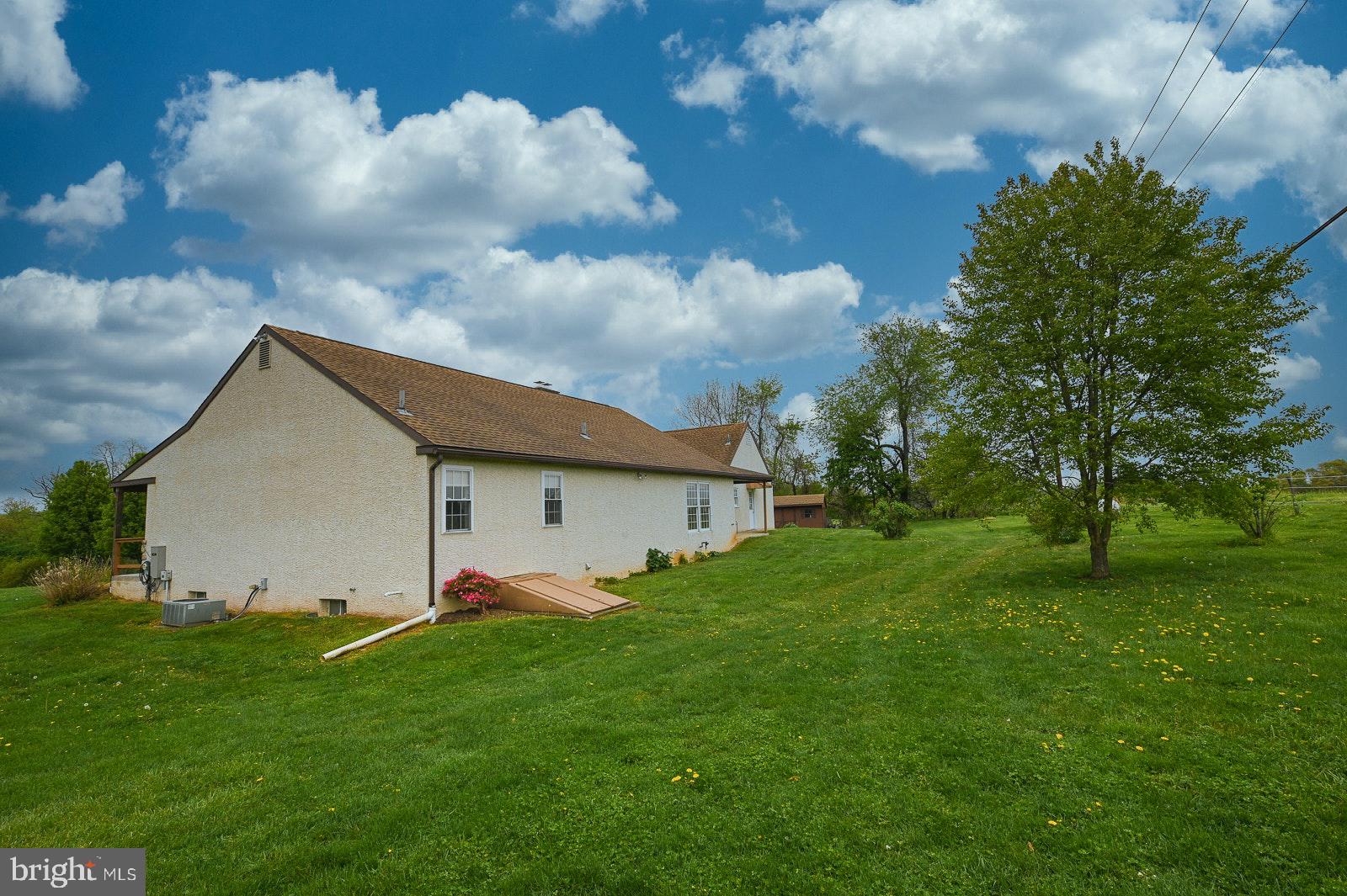 2074 Flowing Springs Road Chester Springs, PA 19425 - Photo 10 of 62