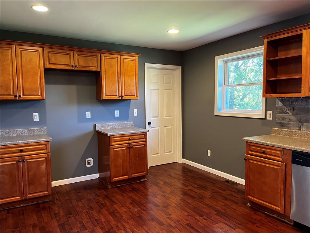 1105 Thermo Village Road New Stanton, PA 15672 - Photo 12 of 20 Gallery Image 12
