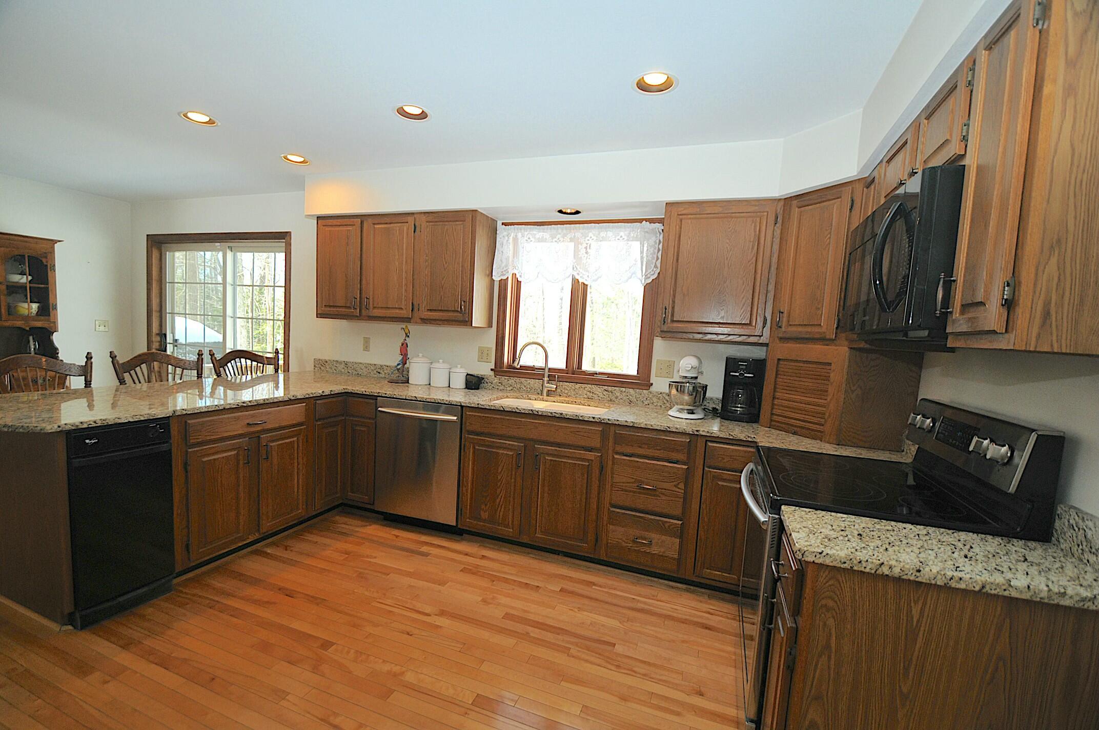 8 Silver Ridge Road Bangor, ME 04401 - Photo 15 of 56 tempImageHfPpiX