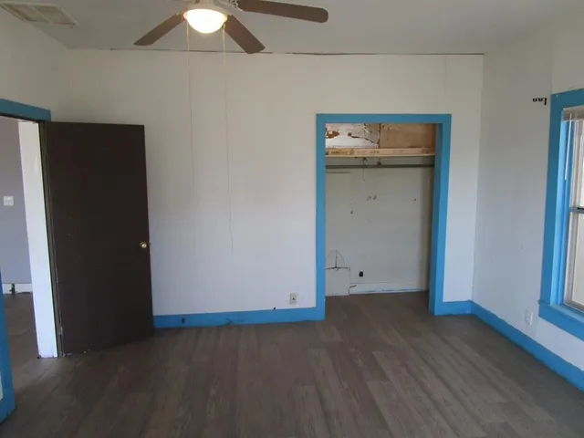 $55,000 | 402 3rd Street, Crowell, TX 79227