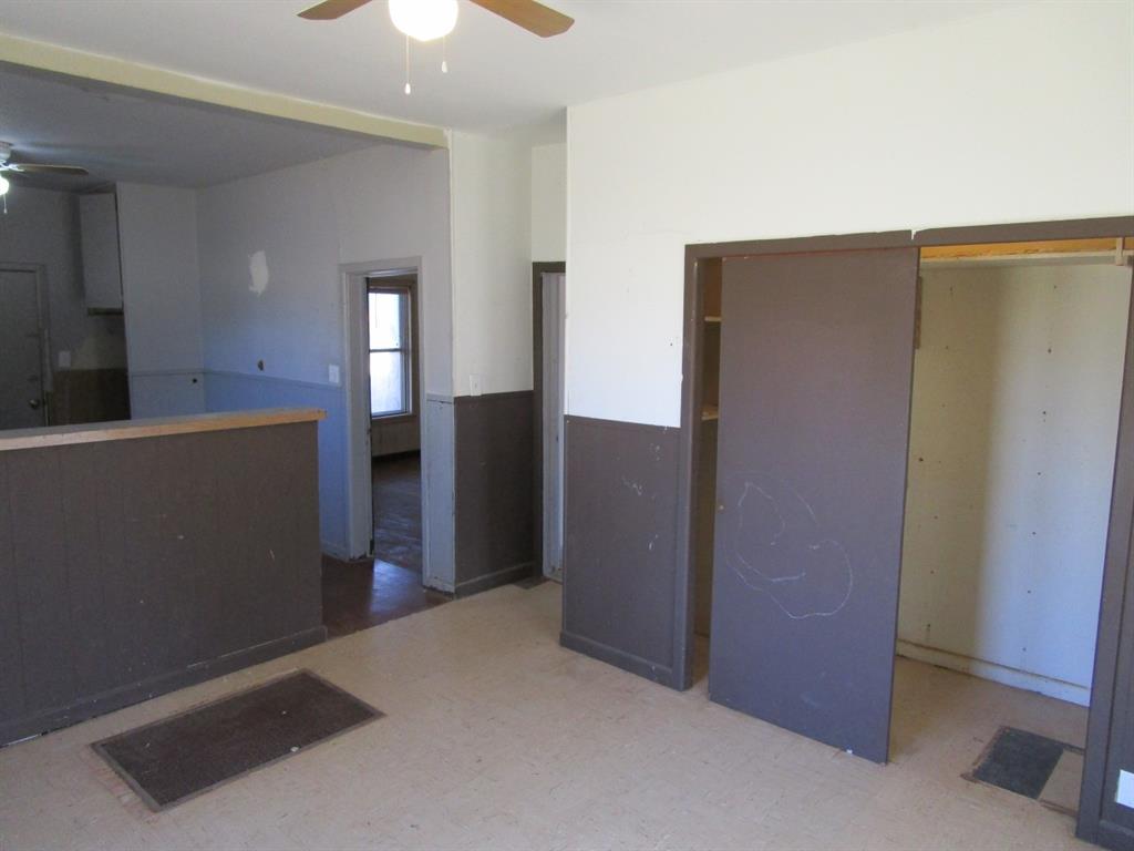 402 3rd Street Crowell, TX 79227 - Photo 16 of 19