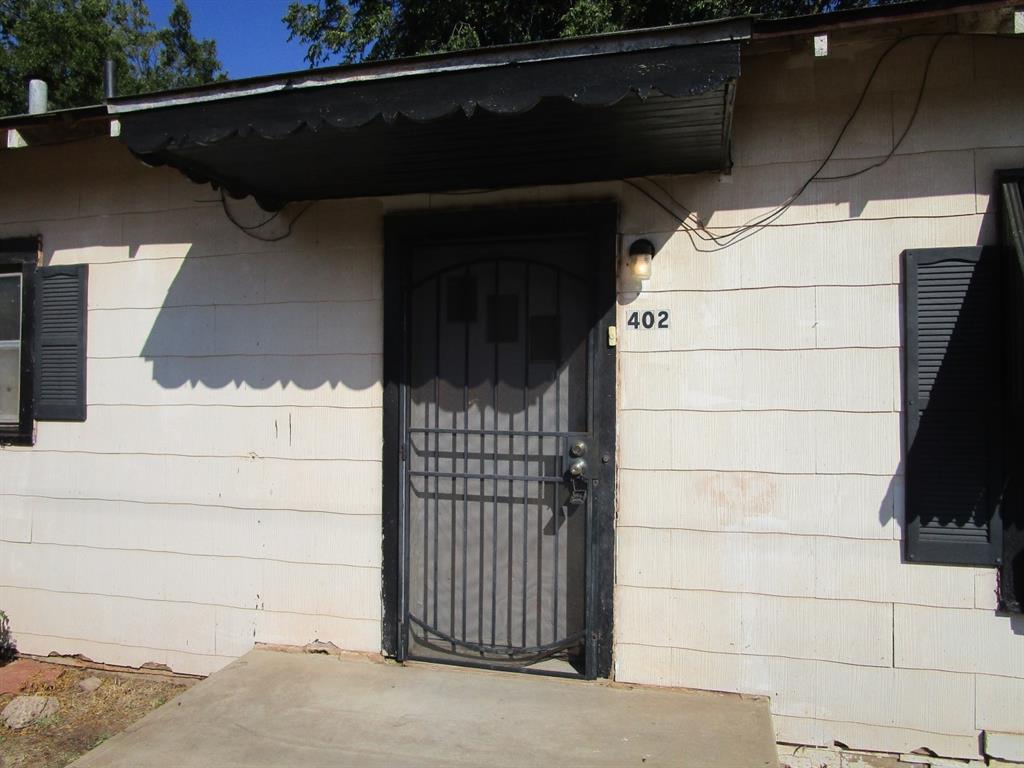 402 3rd Street Crowell, TX 79227 - Photo 7 of 19