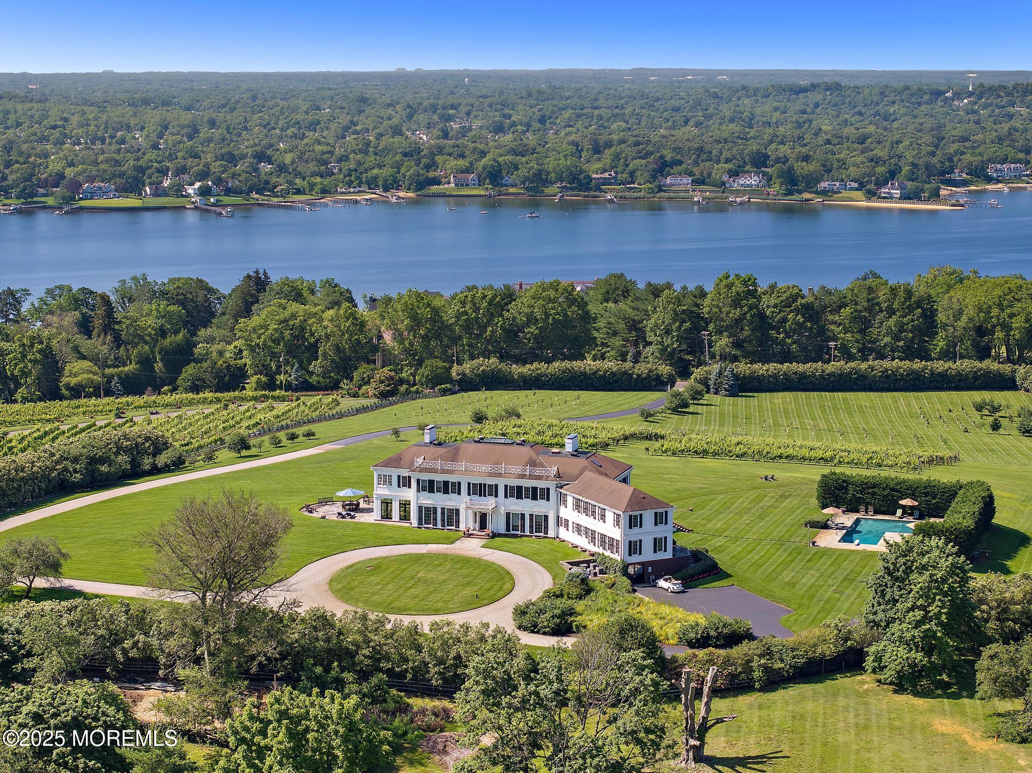 713 Navesink River Rd  