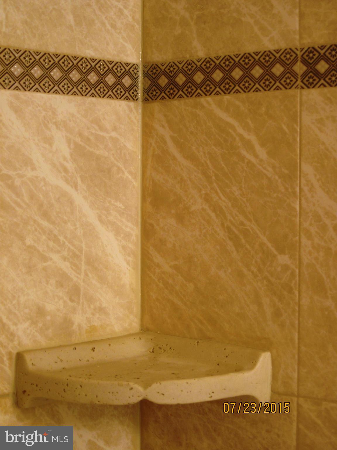5907L Kingsford Road, Unit 395 Springfield, VA 22152 - Photo 10 of 16 Ceramic Tile Bath