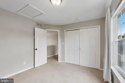 $530,000 | 7 Mohawk Trail, Burlington, NJ 08016