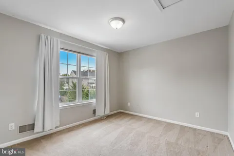 $530,000 | 7 Mohawk Trail, Burlington, NJ 08016