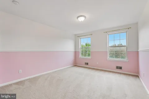 $530,000 | 7 Mohawk Trail, Burlington, NJ 08016