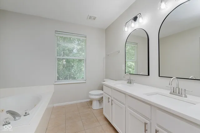 $334,900 | 5858 Bonneville Way, Indianapolis, IN 46237