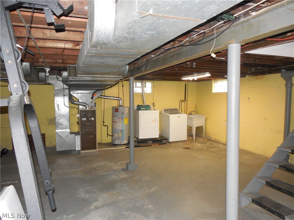 2132 Kirk Road Youngstown, OH 44511 - Photo 14 of 16