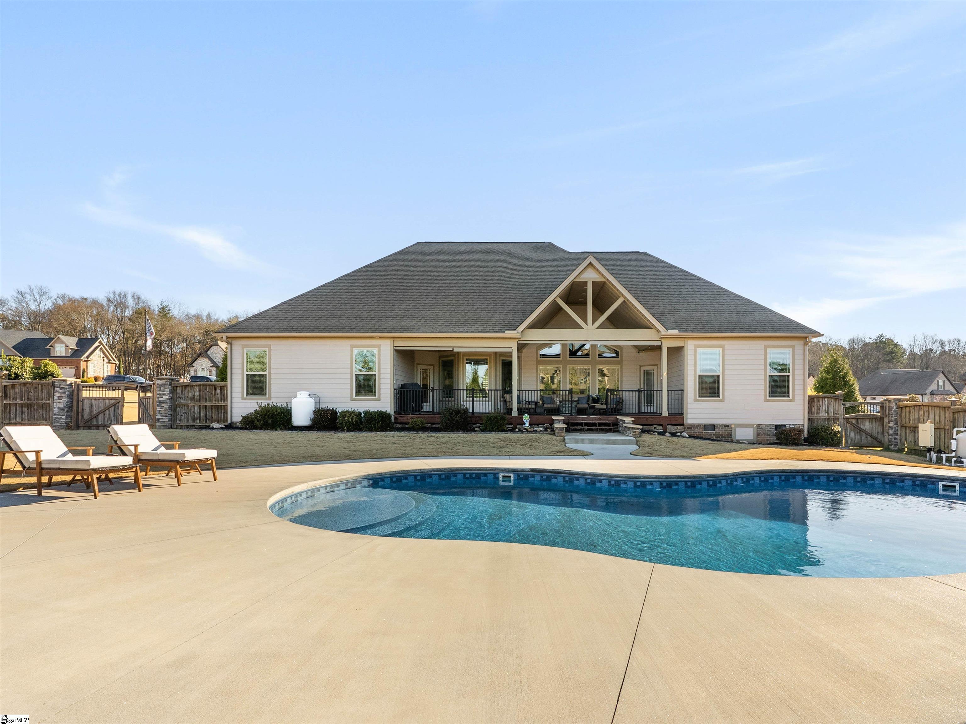 321 Lanovia Court Boiling Springs, SC 29316 - Photo 31 of 35