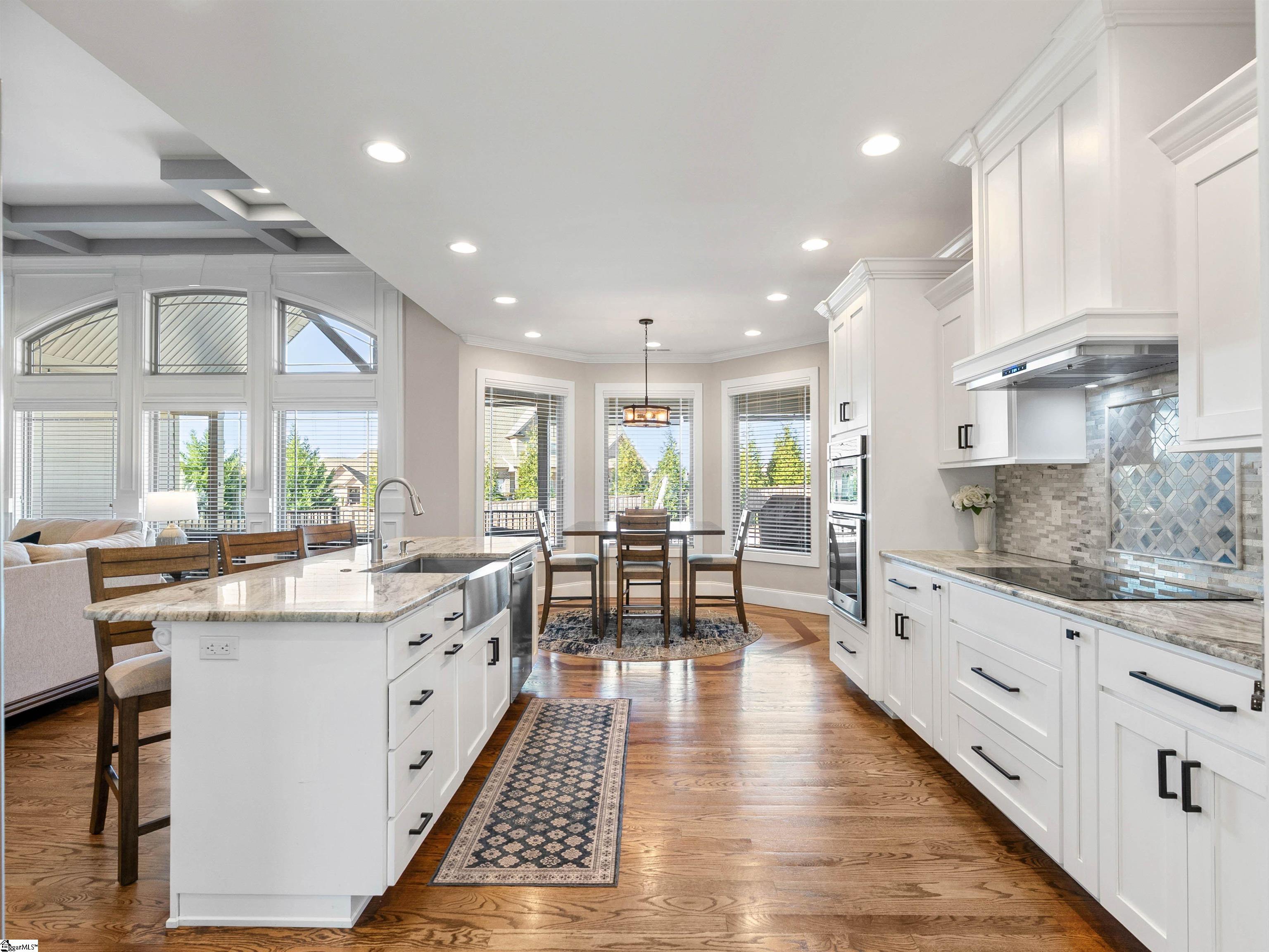 321 Lanovia Court Boiling Springs, SC 29316 - Photo 6 of 35