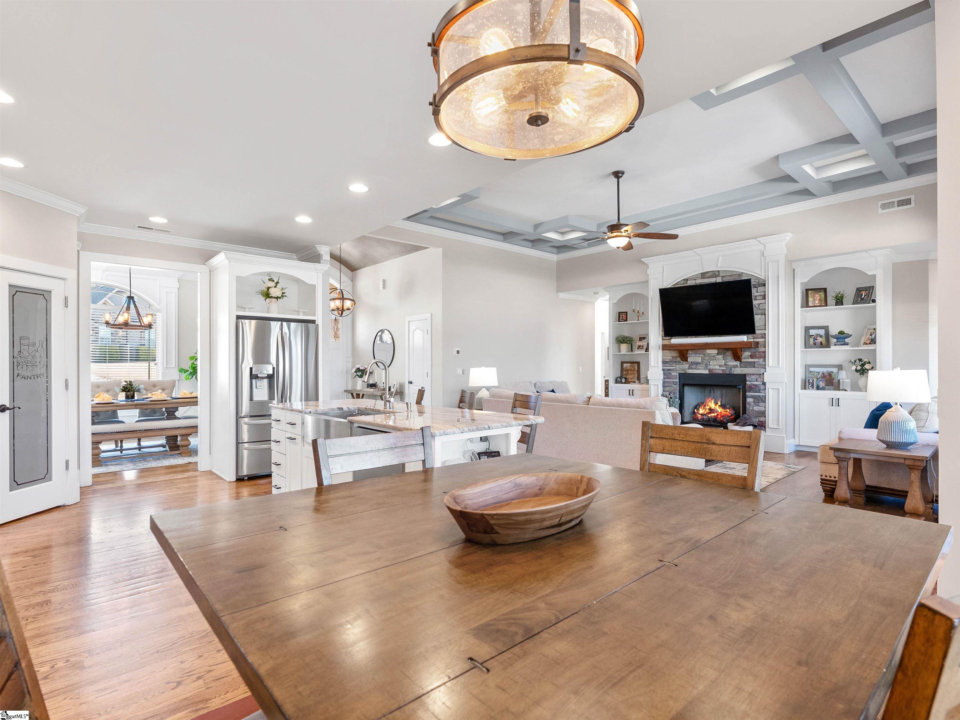 321 Lanovia Court Boiling Springs, SC 29316 - Photo 9 of 35