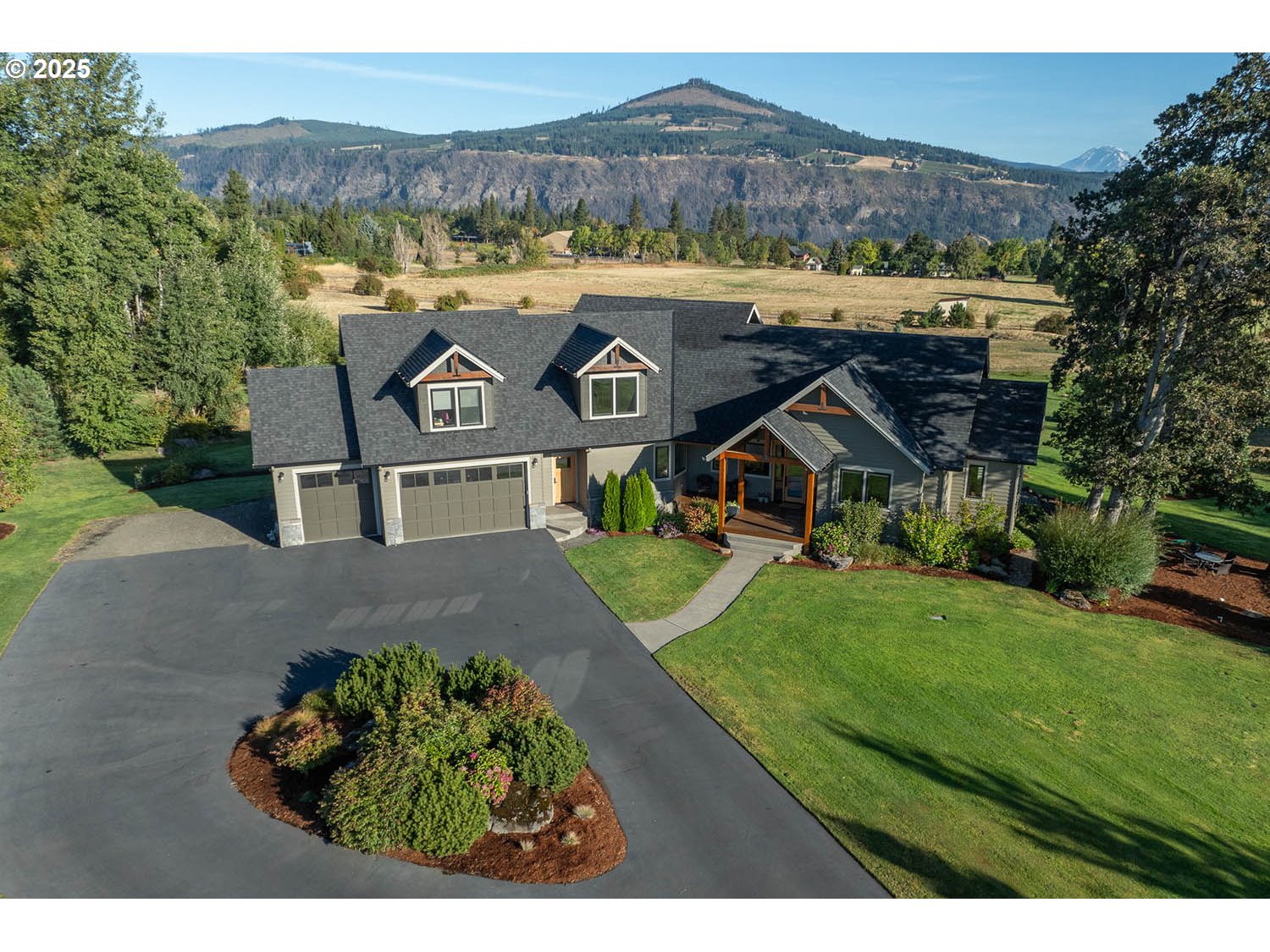850 Methodist Road Hood River, OR 97031 - Photo 5 of 48 Gallery Image 5