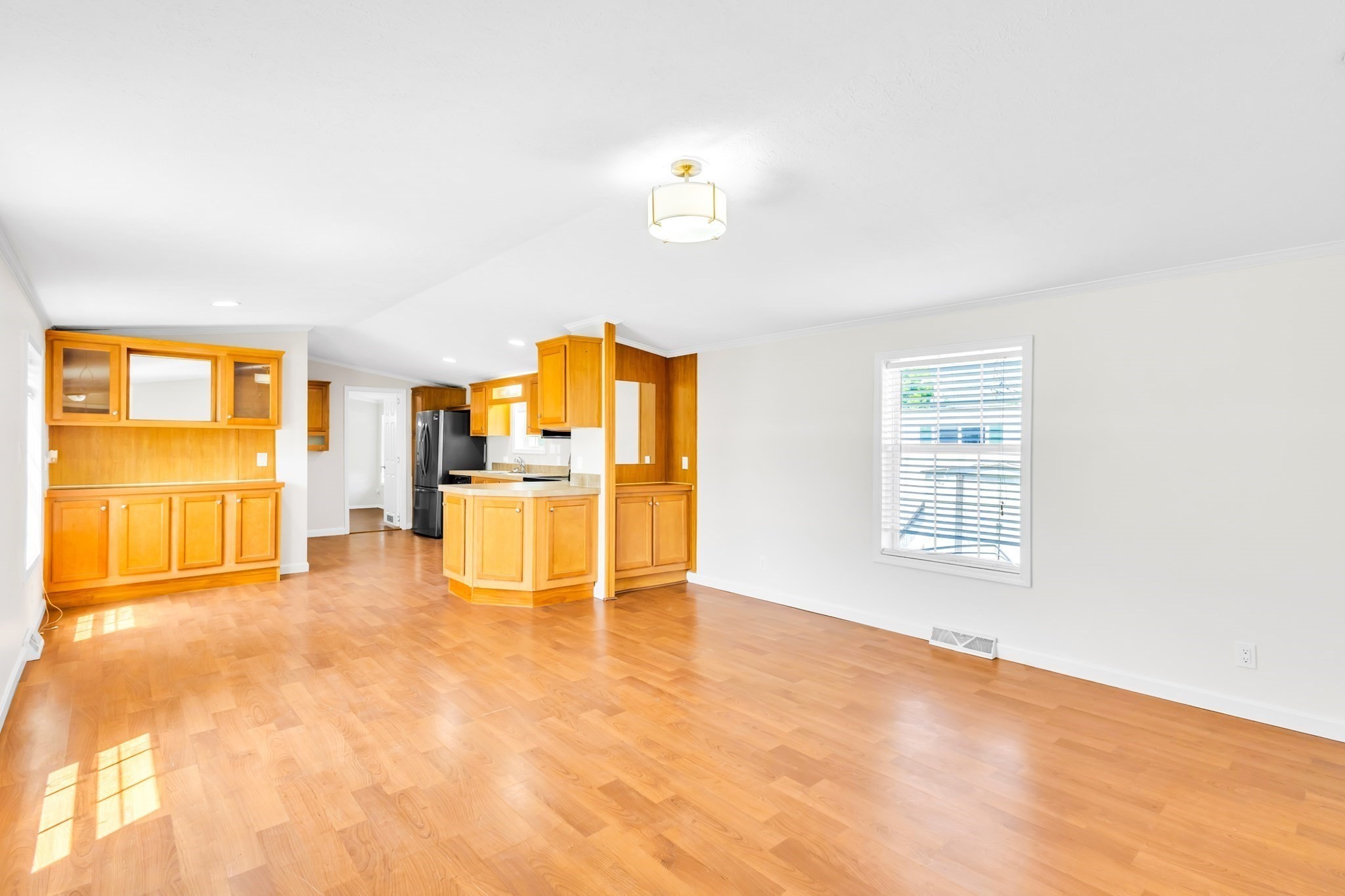 181 Boston Post Road East, Unit 52 Marlborough, MA 01752 - Photo 3 of 26 Gallery Image 3