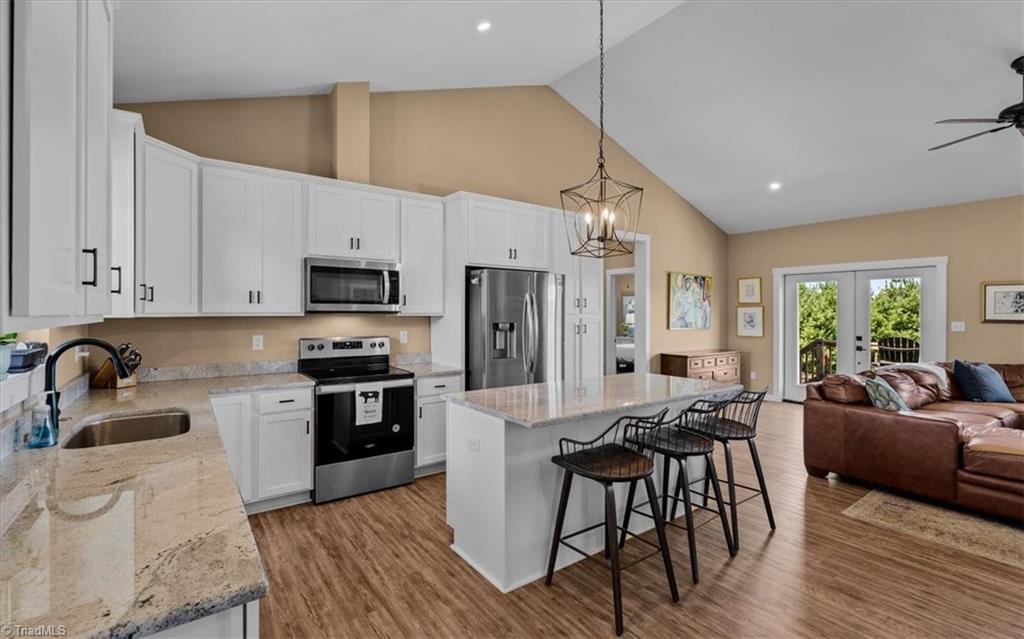 414 Duncan Ridge Road Sparta, NC 28675 - Photo 7 of 40 Gallery Image 7