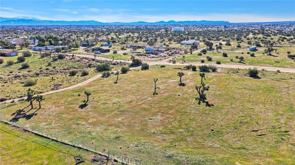 8790 Mesa Street Phelan, CA 92371 - Photo 7 of 14